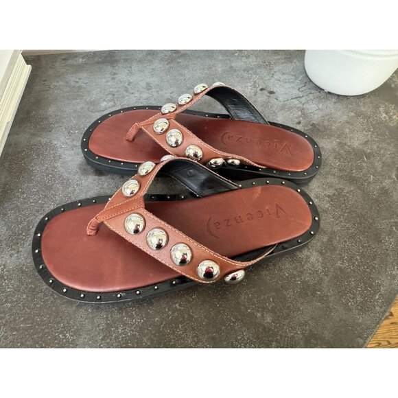 Vicenza Women’s Perth Studded Thong Sandal Size 7 - Picture 2 of 4